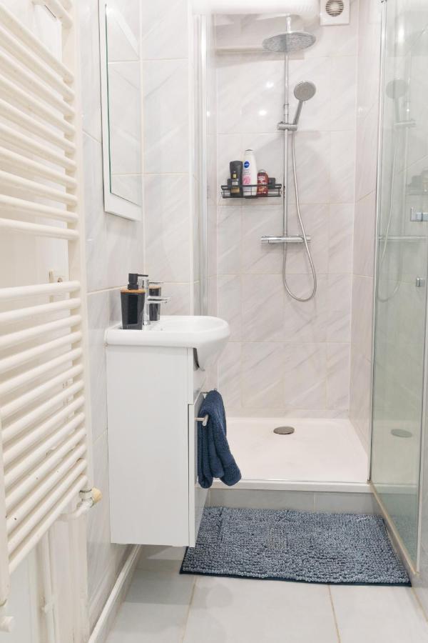 L'émeraude, proche gare de Melun Apartamento Exterior foto